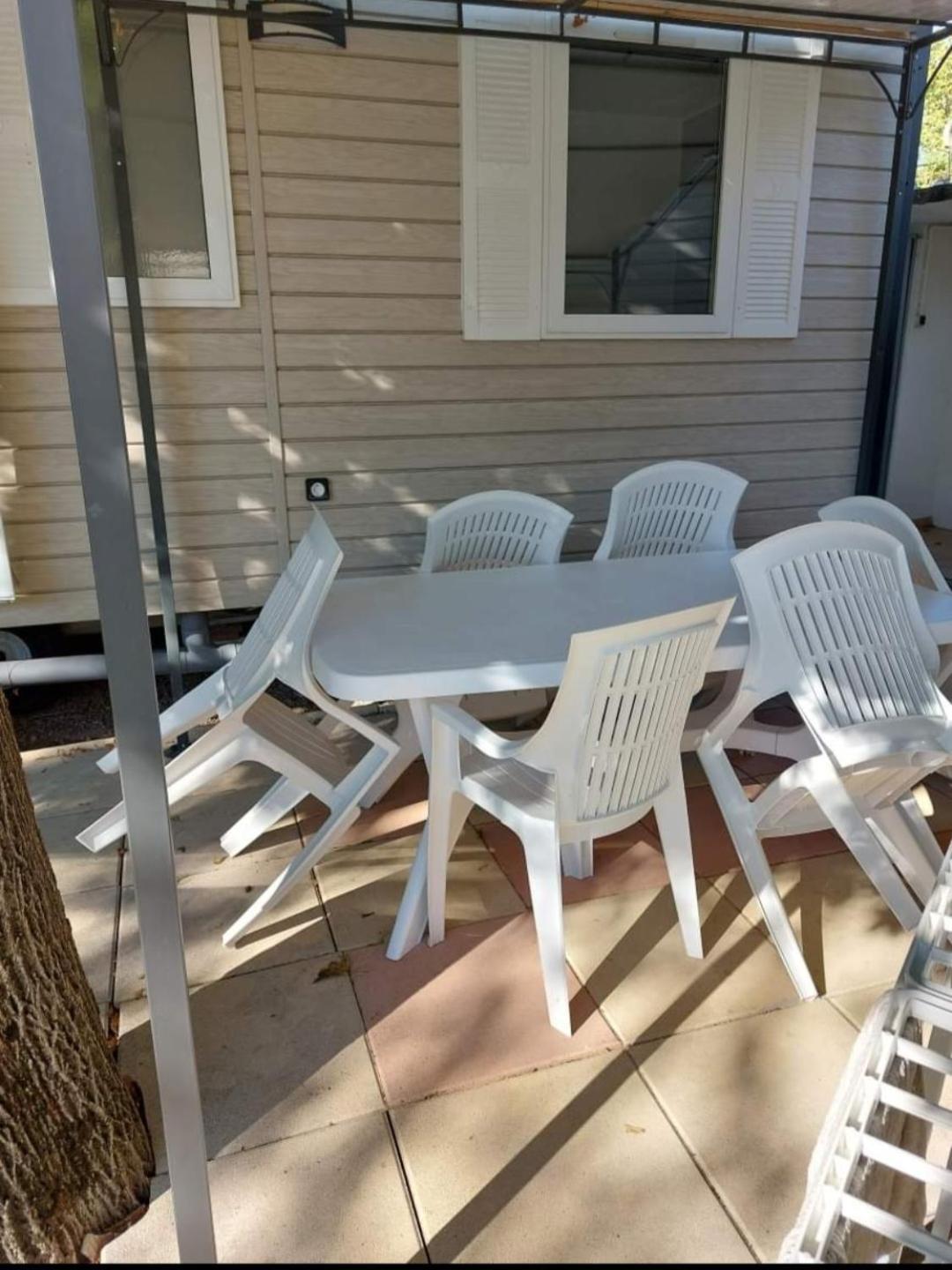 Mobil Home L'Eau Vive Les Arcs-sur-Argens Luaran gambar